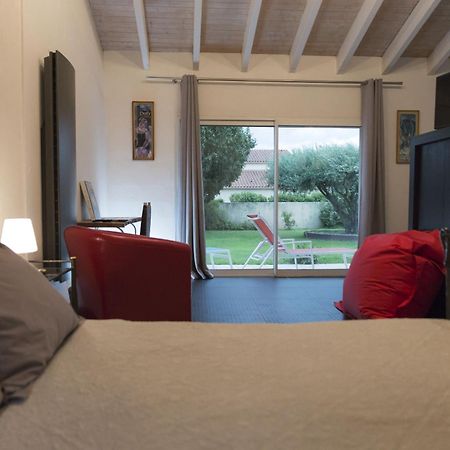 La Casa Nert Otel Millas Dış mekan fotoğraf